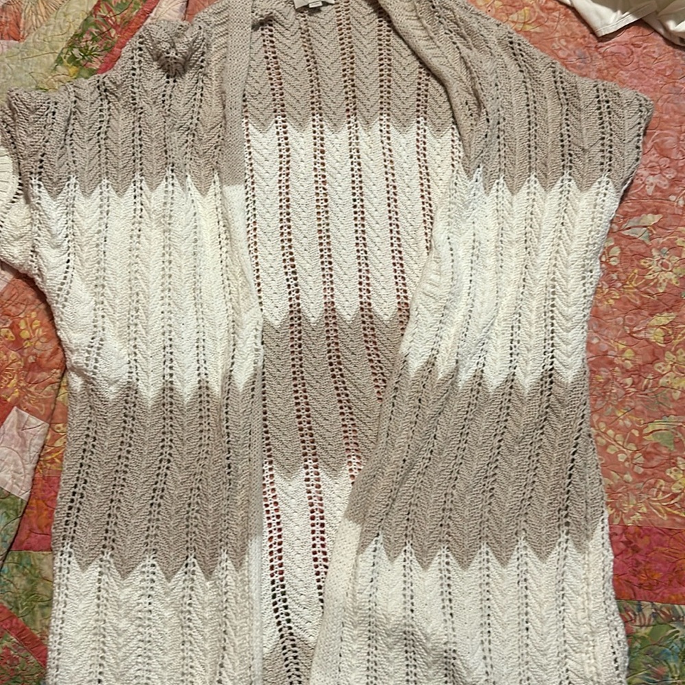 Loft cap sleeve sweater